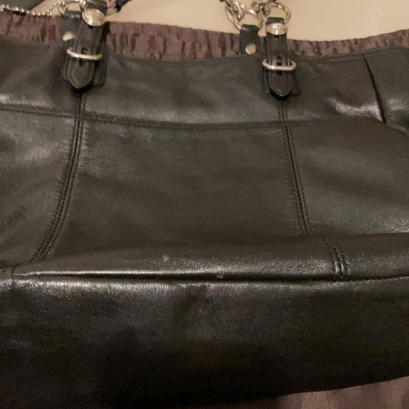 Coach - Picture 3 of 4